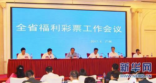 影片无论从IP热度、制作水准、卡司阵容还是从脑洞大开的场景设计、逼真刺激的视觉效果、目不暇接的动作场面等方面来看，都可以称之为今年贺岁档最强巨制
